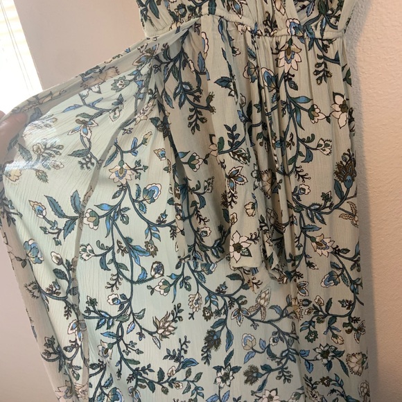 Romper - Picture 3 of 4